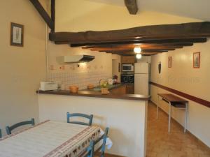 Maisons de vacances Gite Saint-Epain, 5 pieces, 8 personnes - FR-1-381-212 : photos des chambres