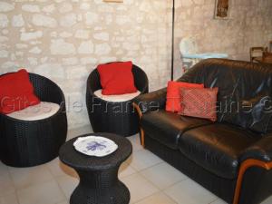 Maisons de vacances Gite Ligre, 3 pieces, 4 personnes - FR-1-381-10 : photos des chambres