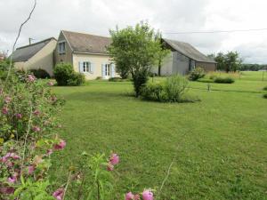 Maisons de vacances Gite Channay-sur-Lathan, 4 pieces, 6 personnes - FR-1-381-494 : photos des chambres