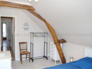 Maisons de vacances Gite Channay-sur-Lathan, 4 pieces, 6 personnes - FR-1-381-494 : photos des chambres