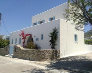 Rodia Studios & Apartments Paros Greece