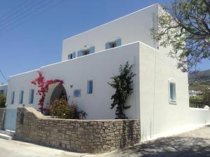 Rodia Studios & Apartments Paros Greece