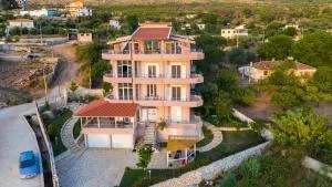 NYC Modern & Spacious Apartament 5 min from seaside - (( Luath ))