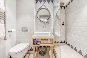 Hotels Le Yule Hotel & Spa : Chambre Standard - Vue sur Cour