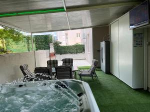 Apartment Relax whit big terrace 170m2 Near the best Beach in City