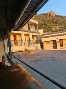 SummerField Guest House - Daantjielokasie