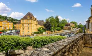 1 place de La Bouquerie, 24200 Sarlat-la-Canéda, Dordogne, France.