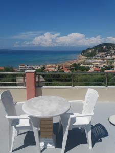 THEOS Apartments