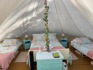 Tentes de luxe Fonclaire Holidays Glamping 'Luxury Camping' : photos des chambres