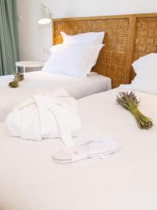 Hotels Domaine Les Sources de Dieulefit : photos des chambres