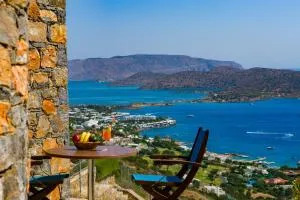 Athina Stunning Elounda View Apartment - Elliniká