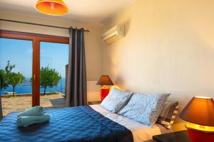 Athina Stunning Elounda View Apartment