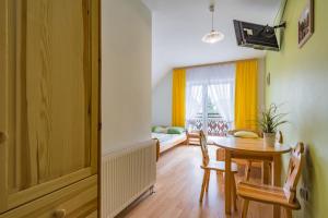 Pokoje Gościnne Pod Cuproną