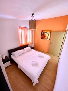 Apartments Bartol with Free Bikes