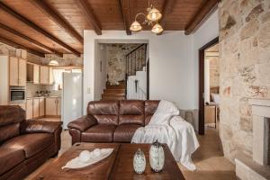 Murtini Stone Villa with Private Pool, by ZanteWize