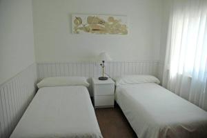 Villa with pool, 200m from beach