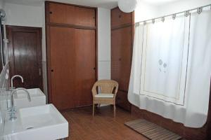 Villa with pool, 200m from beach
