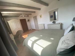 Villas Location bastide provencale luberon a Murs (Gordes) : photos des chambres