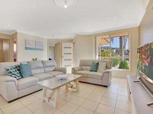 Pool in Paradise by Experience Jervis Bay