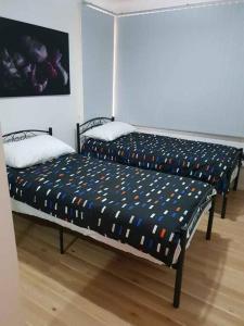 CAMPBELLTOWN HOLIDAY HOME 3 BED + FREE PARKING NCA039