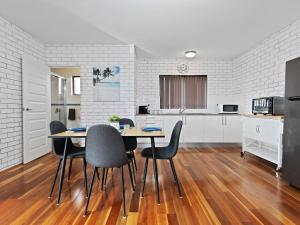 Ammos by Experience Jervis Bay