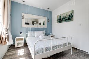 One-Bedroom Apartment room in Apartment in South Beach