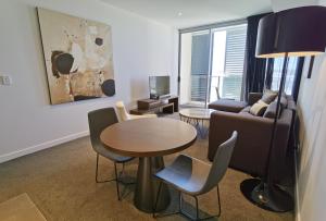 KOZYGURU Chatswood Luxury Studio Walk to Chatswood Chase NCH088-721