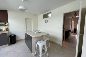 Superbe appartement avec 2 Chambres - 9 Personnes - Parking Privé