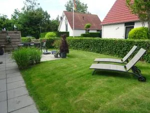 Kustverhuur, Park Schoneveld, Stern 234 met eigen elektrische laadpaal - Groede