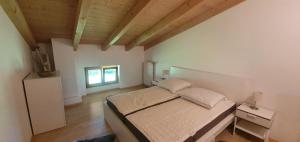 One-Bedroom Apartment room in Berggasthof Niederalm