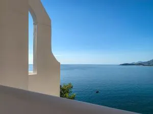 Muses seaside Villas - Xiropigado