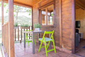 Aldea Los Odres - Cabañas de Madera de 1ª con Piscina Privada y BBQ en la puerta