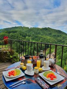 Chambre dHôtes au Château de Belcastel