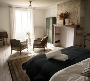 Maisons d'hotes The Riverhouse, magical house with garden by the river Seine : photos des chambres