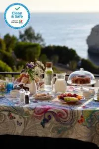 Os Reais - Apt in front of the beach in Centeanes - Carvoeiro