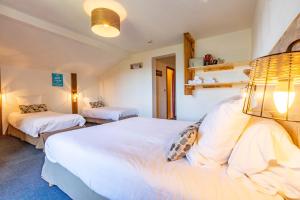 Hotels L'Escale (acces en telecabine) : Chambre Familiale - Vue sur Montagne