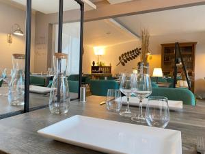 Hotels Latitude Ouest Hotel Restaurant & Spa : photos des chambres