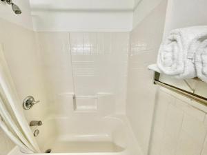 FairBridge Inn & Suites Cleburne
