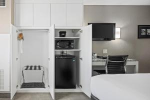 Home Inn Medicine Hat