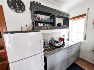 Cloud to Chill Surfhouse Baleal