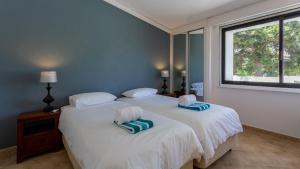 Victory Village Quinta do Lago - Spacious 2 Bed 3 Bath Apartment