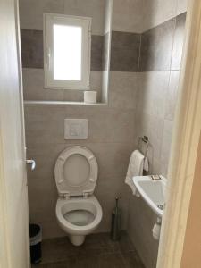 Appartements DUPLEX 4 PERSONNES Clim Wifi Parking : photos des chambres