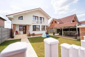 Family Nest Felix - Hidişelul-de-Jos