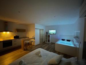 Appartements Studio Balneotherapie : photos des chambres