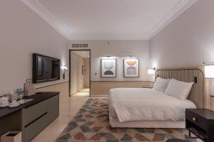 Serviced Apartment in Address hotel