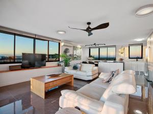 Seaview 31 Luxurious Beachside Two Bedroom Apartment in Seaview Resort with Stunning Views