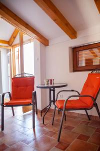 A2 - studio with balcony just 3 min to the beach