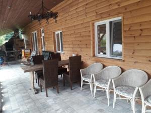 Jaśkowa Chata Bieszczady apartament z basenem