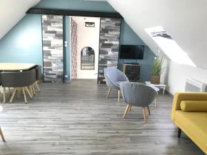 Maisons de vacances Maison de 5 chambres avec jardin amenage et wifi a Saint Hernin : photos des chambres