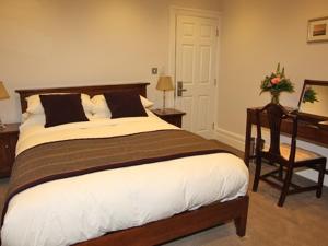 Double Room with Private Bathroom room in The Redstone Guesthouse